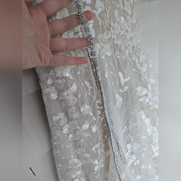 New! Darryl Jagga Hannah A-Line Floral Applique Wedding Dress Embellished Belt - Picture 9 of 16